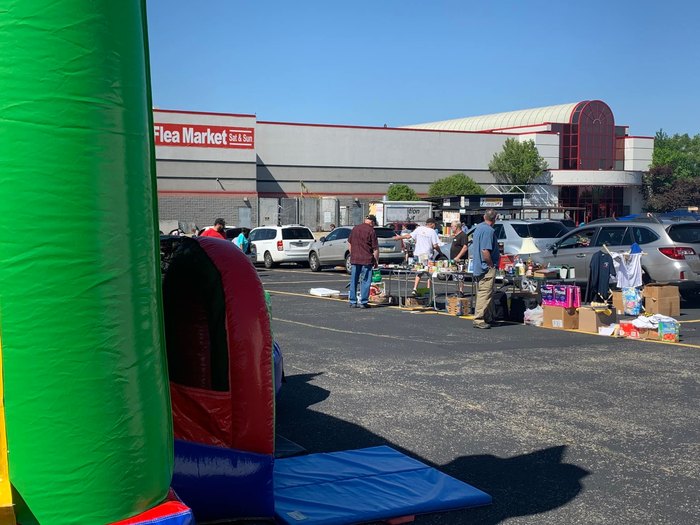 Rossi's PopUp Market In North Versailles Pittsburgh Flea Markets