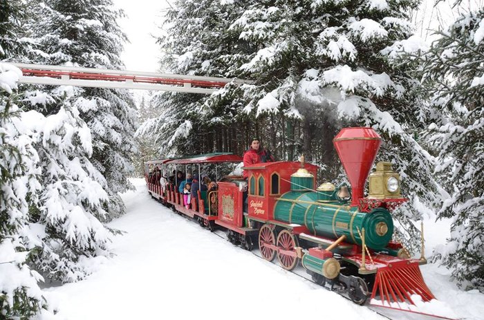 Santas Village Is The New Hampshire Christmas Park You Must Visit