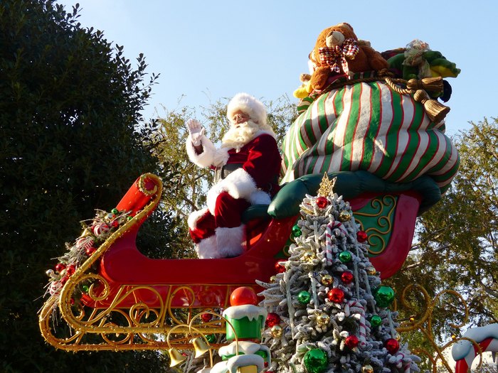 Here Are The Best Christmas Towns In Southern California