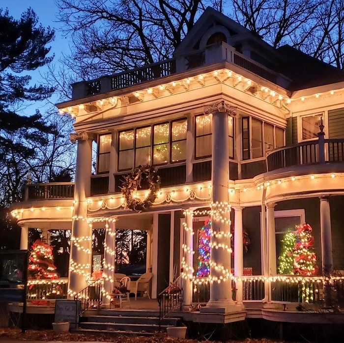 11 Best Christmas Towns In Minnesota For Festive Fun
