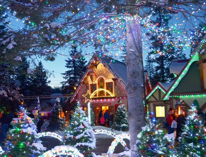 Santa's Village Is The New Hampshire Christmas Park You Must Visit