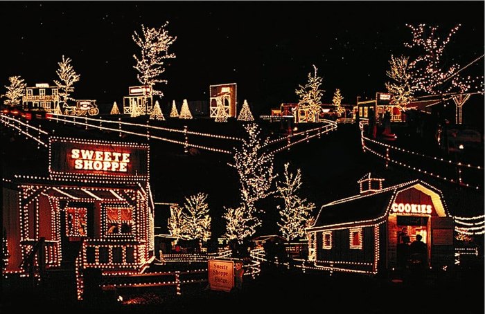 The Christmas Lights Near Pittsburgh This Season