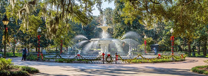 Savannah, Georgia is the Most Magical City During Christmas