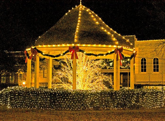 Canton Transforms Into The Best Winter Town In Mississippi