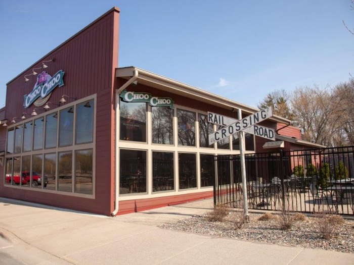 Choo Choo Restaurant And Bar: A Train-Themed Restaurant In Minnesota