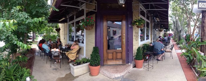 10 Best Restaurants With Outdoor Patios In New Orleans