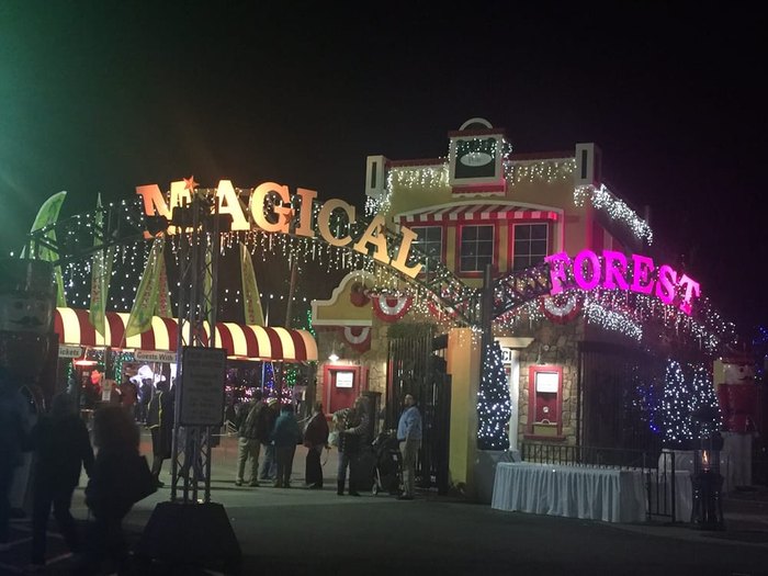 The Magical Christmas Village Everyone in Nevada Should Visit at Least Once  - Only In Your State ®