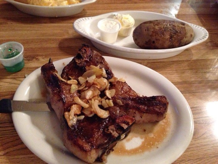 Toki Ona Bar & Restaurant, Elko