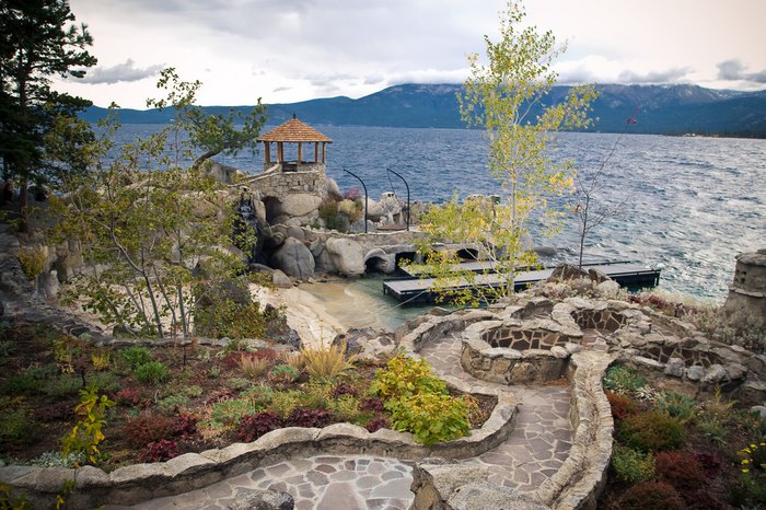 Thunderbird Lodge