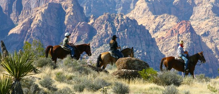 The Winter Horseback Riding Trail In Nevada That's Pure Magic - Only In ...
