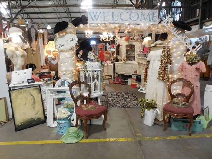 Explore The Flea Market In Mississippi To Find Hidden Treasures