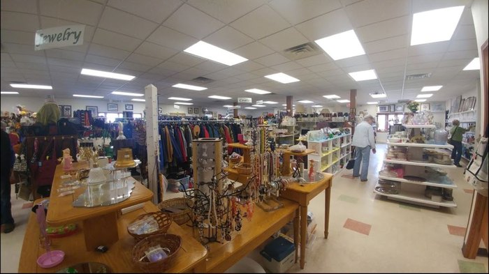 The 7 Best Consignment Shops in Wisconsin!