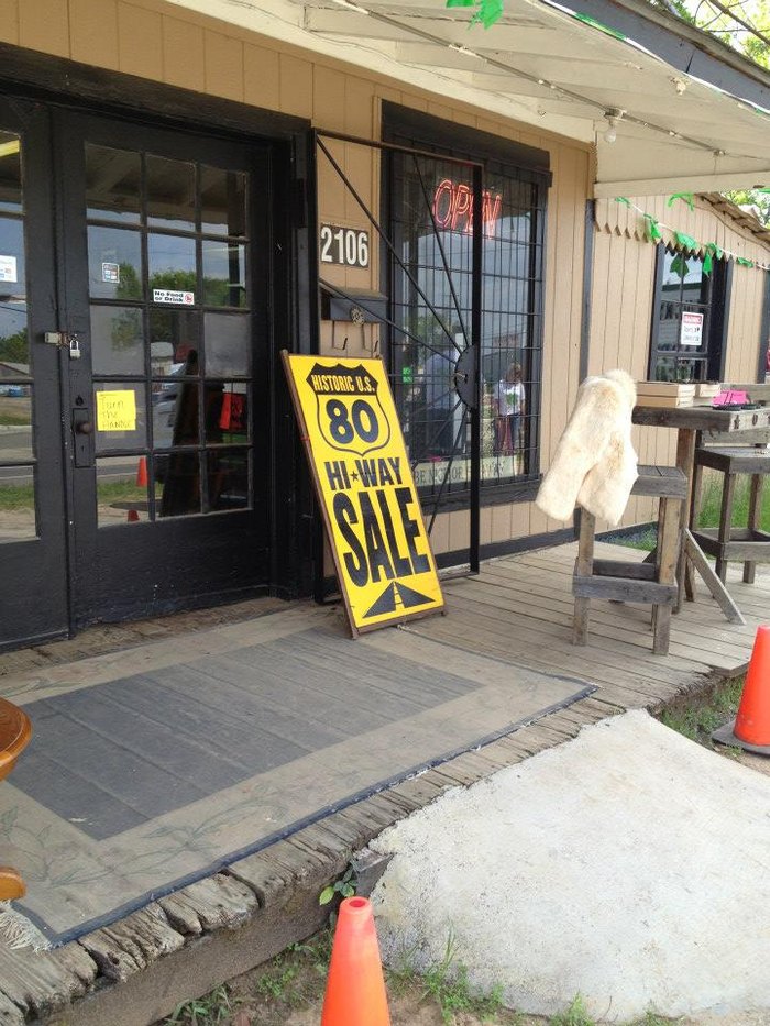 You’ll Absolutely Love This 100Mile Yard Sale Going Right Through