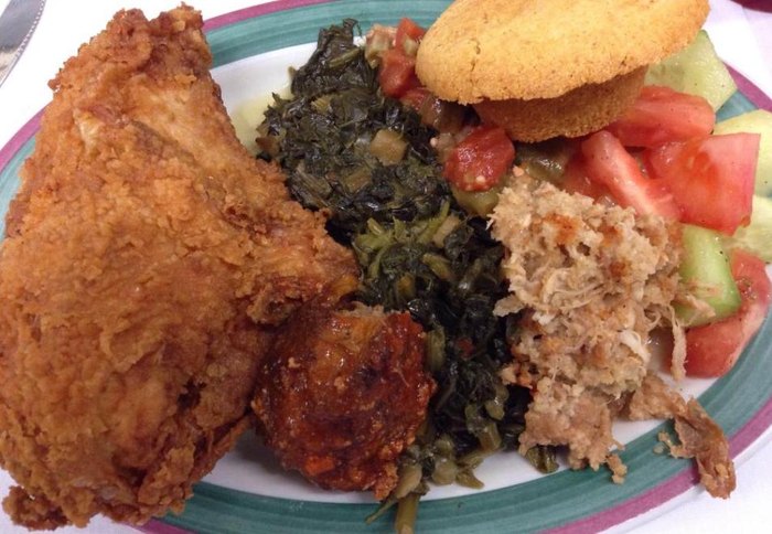 This Mississippi Restaurant Serves Some Of The Best Fried Chicken In ...