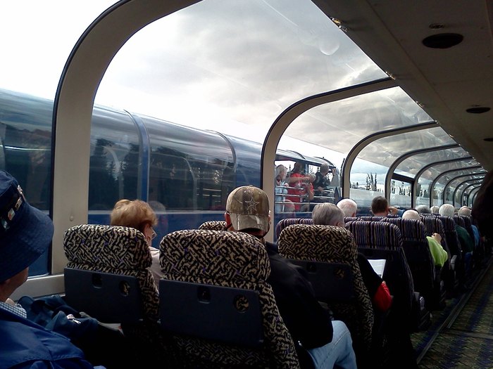 Hoved lytter I detaljer This Amazing Glass-Top Train Ride In Alaska Is Absolutely Gorgeous