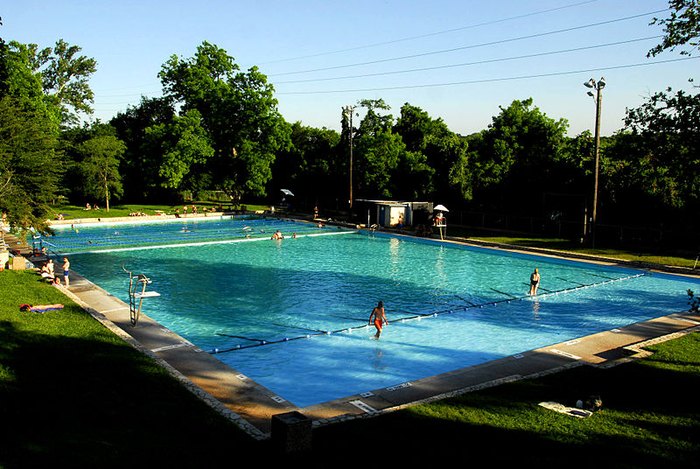 The semi-secret alternative to Barton Springs, Deep Eddy Pool is also  spring-fed. #TrueAustin