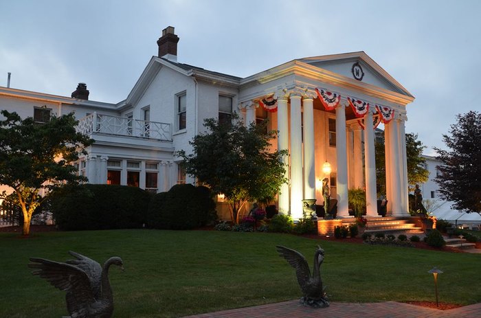 Tara Country Inn: There’s A Themed Bed And Breakfast In Pennsylvania ...