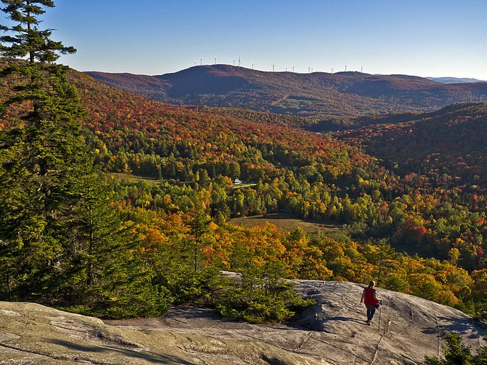 The 9 Best Hikes In Vermont For Fall Folliage