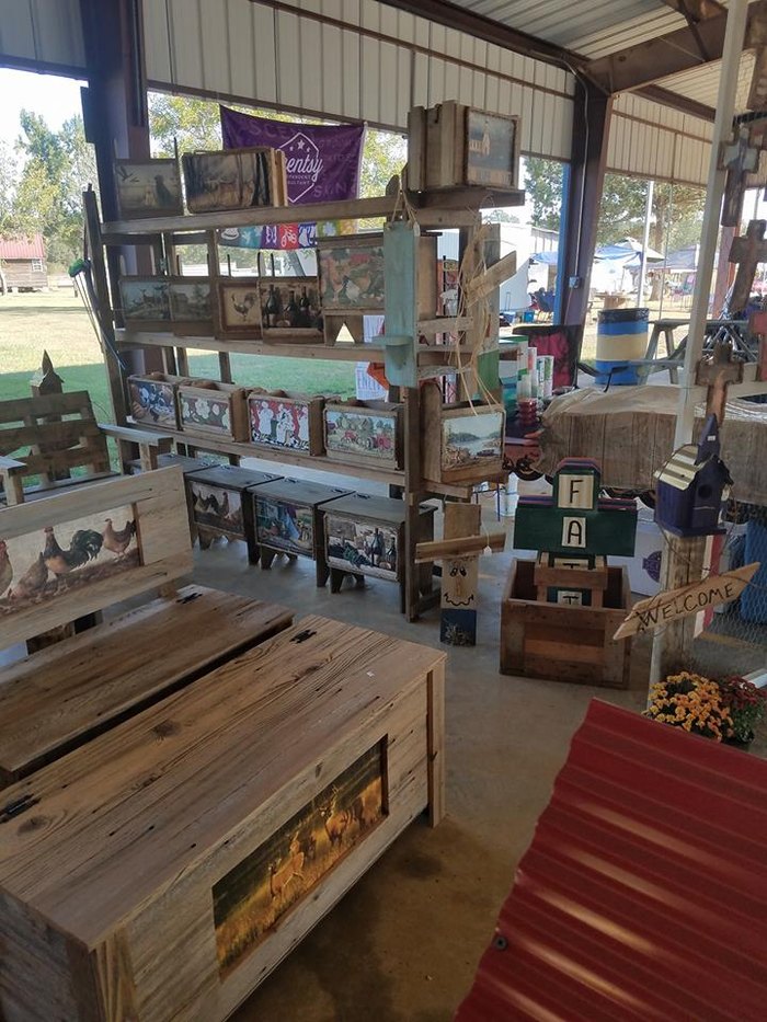 Bonnie And Clyde Trade Days Is The Best Flea Market In Louisiana