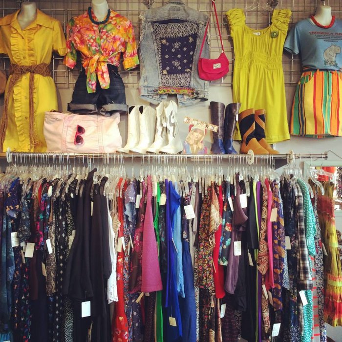 Shop Vintage Designer – never ending boutique