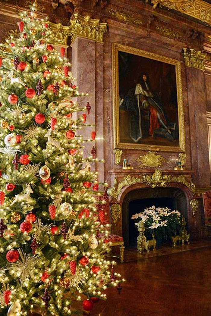 The Newport Mansions In Rhode Island Are Absolutely Magical at Christmas