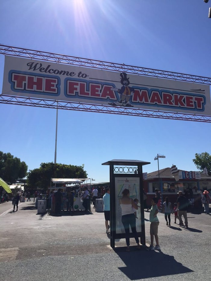 are dogs allowed at the san jose flea market