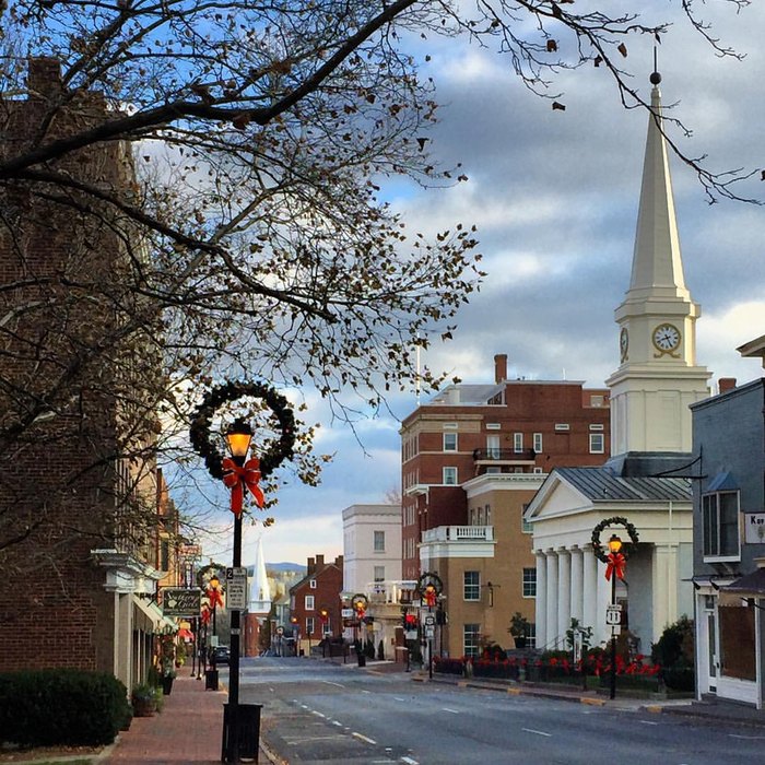 Lexington Is The Most Charming Christmas Town in Virginia