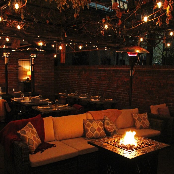 20 Romantic Restaurants In Washington DC For Date Night