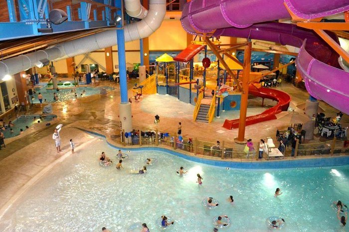 The Reef Is The Most Epic Indoor Water Park In Montana