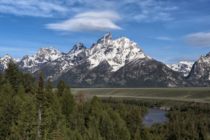 One Of The Most Beautiful Mountain Ranges On The Planet Is Right Here 