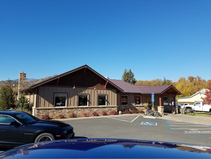 Jefferson's Roadhouse In Northern California Is The Best Steakhouse