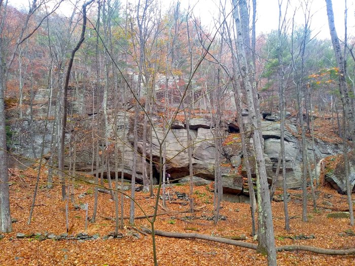 Everyone Should Hike To Hermit's Cave In Massachusetts