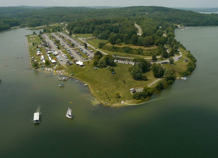 Lake Arthur: The Beautiful Lake Near Pittsburgh That's Perfect For A ...