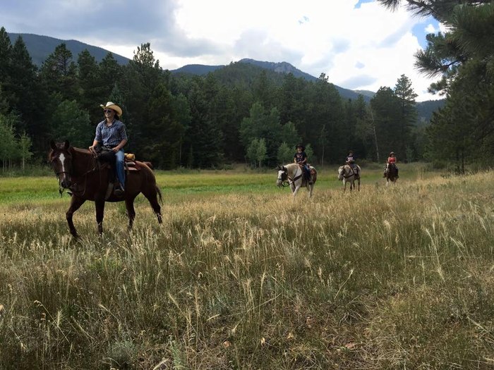 Colorado's North Fork Ranch Is One Of The Best Dude Ranches In America