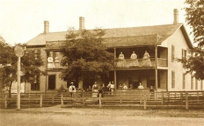 Buxton Inn Restaurant Is More Than 100 Years Old And Still Going Strong