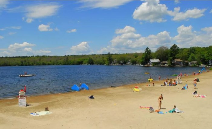 Spring Lake in Rhode Island Is A Nostalgic Swimming Hole