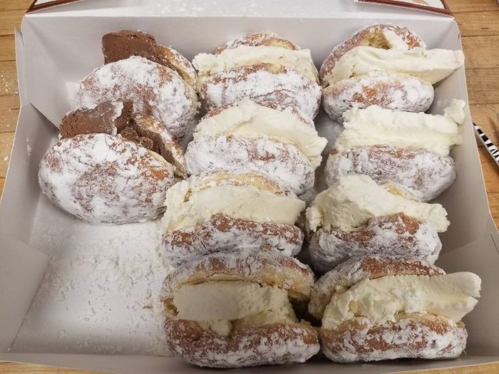 Lochel's Bakery In Pennsylvania Makes The World's Best Donut