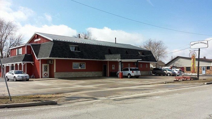 Roadhouse Antiques In Creston Is An Antique Barn Store In Illinois