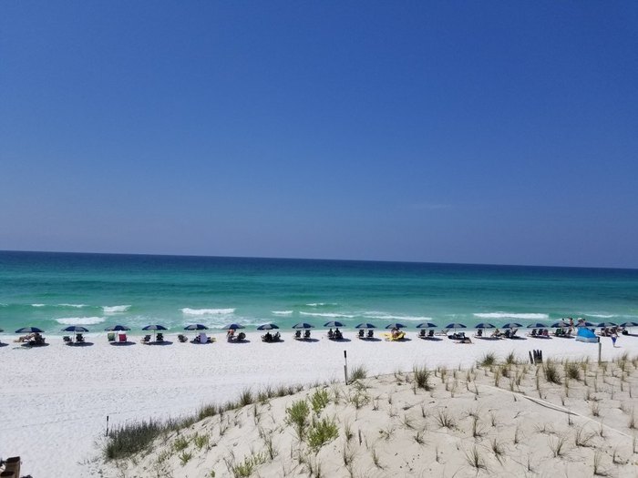 Santa Rosa Beach In Florida Is A Tropical Hidden Gem