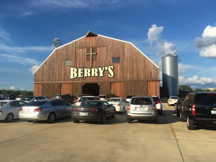 The 7 Best (And Biggest) Buffets In Mississippi