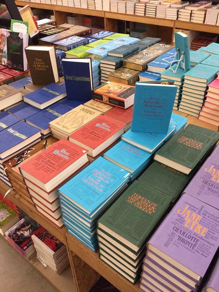 The Green Valley Book Fair Is The Best Book Warehouse In Virginia