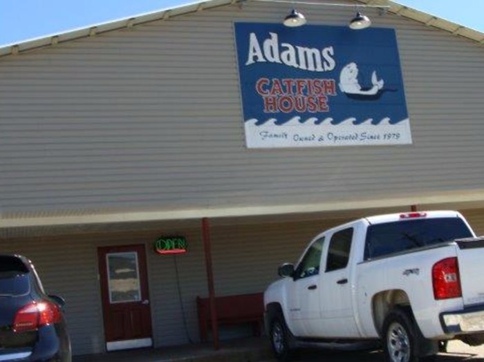 Louisiana Catfish Restaurants 13 Restaurants To Try   Adams 1 