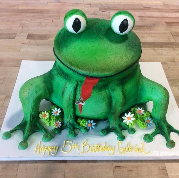 Trefzger's Bakery In Peoria Heights, Illinois Is A Designer Cake Bakery