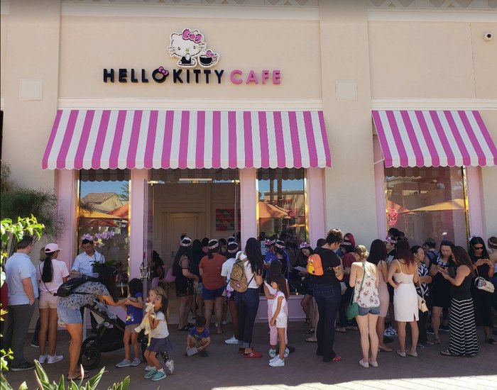 Hello Kitty Grand Cafe Opens in Southern California – The