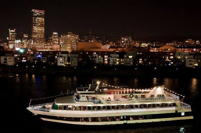 portland spirit christmas ship cruise