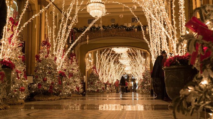 This Magical New Orleans Christmas Tree Is A Must-See