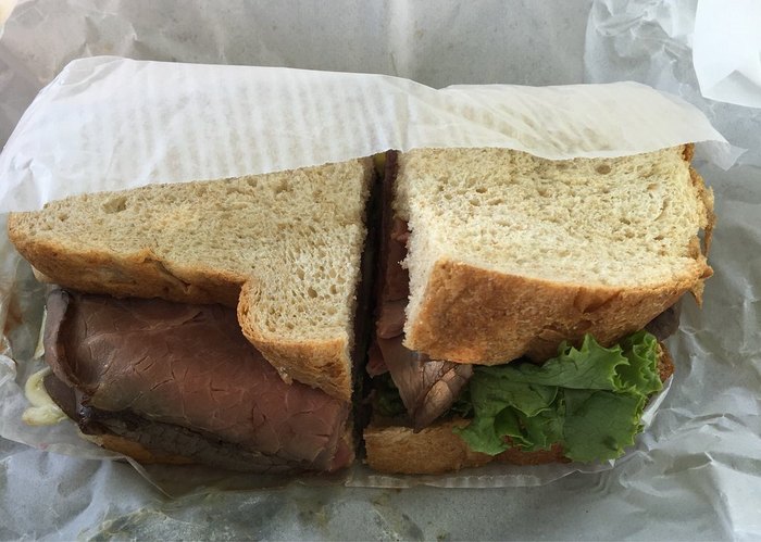 9 Huge Sandwiches In Maine That Your Stomach Will Absolutely Love