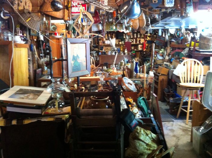 6 Best Indoor Flea Markets In Vermont