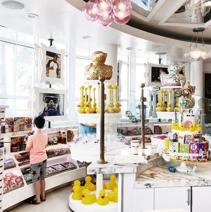 You're Bound To Love This Sugar Shop In Nevada