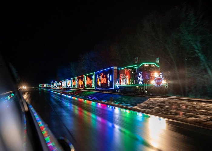 The Canada Pacific Holiday Train Is Most Festive Train In Wisconsin